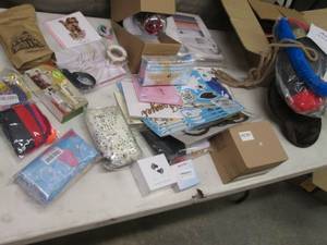 Earbuds, Pets, dcor, canning, hom...