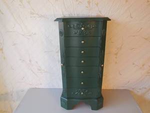 lot 20 image: 33 Jewelry Cabinet With 6-Drawers, Mirror & Side Wings