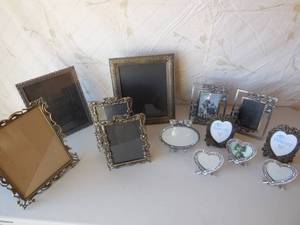lot 40 image: Group Of Nice Metal Picture Frames