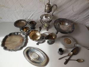 lot 55 image: Box Of Silver & Silver Plate Items & Old Coffee Decanter