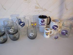 lot 72 image: Box Of MN Vikings Glasses, Mugs, Cups