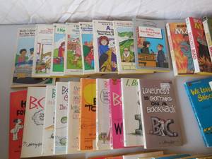 lot 82 image: Box Of Funny Paper Back Books Doonesbury, Mad, B.C., Tumbleweeds, Wizards Of I.D., More