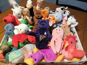 lot 87 image: Box Lot Of Beanie Babies