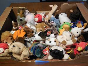 lot 88 image: Box Lot Of Beanie Babies