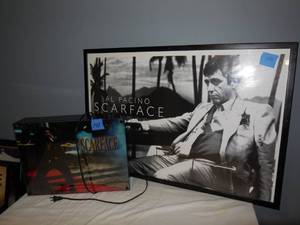 lot 142 image: Al Pacino Scarface Poster & Lighted Sign 25x37 & 14x18