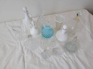 lot 47 image: Decedent Vintage Perfume bottle Collection