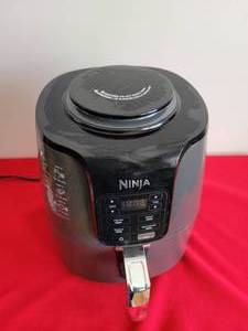 lot 9 image: Ninja Air Fryer