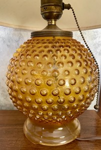 lot 110 image: Hobnail Amber Glass Lamp