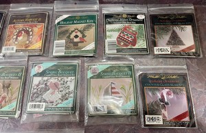lot 144 image: Beautiful Beaded Art Kits
