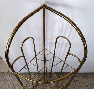 lot 36 image: Vintage Brass Corner Shelf