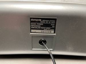 lot 247 image: 3 Piece Aiwa Speaker System