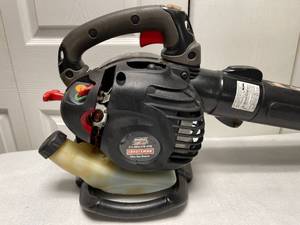 lot 248 image: Craftsman 215 MPH  25CC Gas Powered Leaf Blower