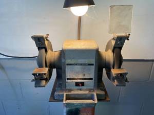 lot 265 image: Craftsman Lighted Dual Grinder with Industrial Sized Stand