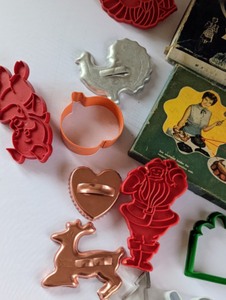 lot 356 image: Vintage Cookie Cutters and Molds