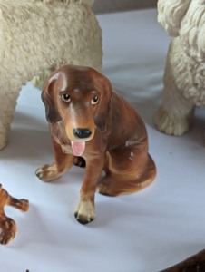 lot 370 image: Assorted Doggie Figurines