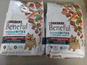 2 Bags Purina Beneful Food for Smal...