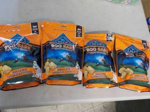 4 - 11 oz Bags Blue Boo Bars Dog Bi...