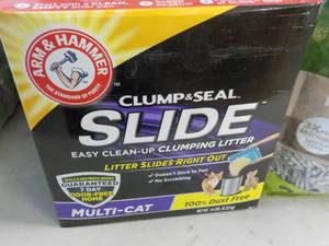 Arm and Hammer and Vibrant Life Cat...