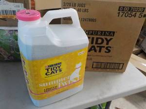 2 - 20 lb. Jugs Purina Tidy Cat Lit...