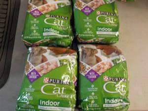 4 Bags Purina Cat Chow...