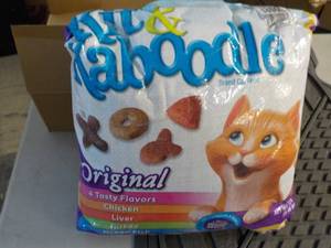 Kit and Kaboodle Cat Food...