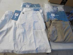 White Sierra Womens size Medium Cl...