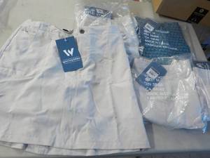 White Sierra Womens size Medium Cl...