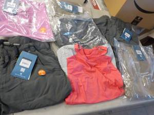 White Sierra Womens size L Clothin...