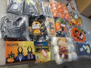 Halloween and Fall Dcor...