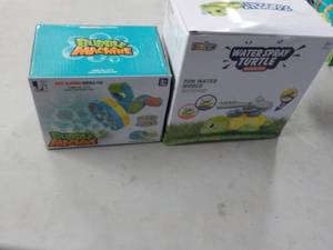 Bubble Machine and Waterspray Turtl...