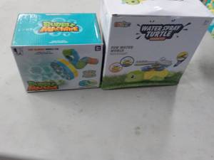 Bubble Machine and Waterspray Turtl...