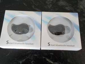 2 Smart Bluetooth Headsets in Black...