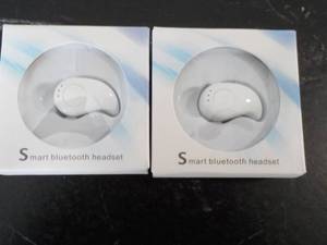 2 Smart Bluetooth Headsets in White...