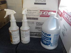 4 - 1 Gallon Jugs Betco Glass Clean...