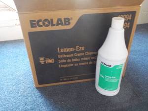 Case of Ecolab 12 - 32 oz Bottles L...