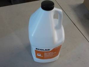 1 Gallon Jug Ecolab Revitalize Carp...
