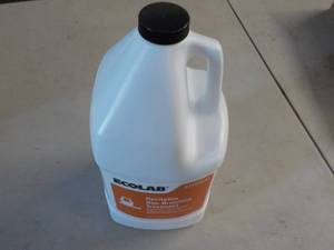 1 Gallon Jug Ecolab Revitalize Carp...