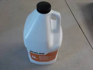 1 Gallon Jug Ecolab Revitalize Carp...