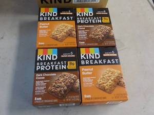 Case of 32 KIND Breakfast Protein B...