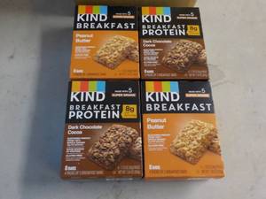 Case of 32 KIND Breakfast Protein B...