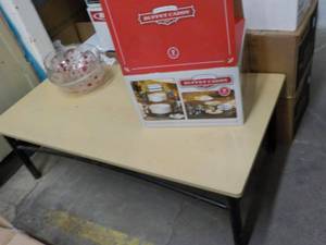 Coffee Table, Polka Dot Serving Bow...