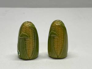 Rosemeade Corn Salt and Pepper Shakers
