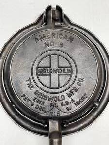 Antique Griswold Cast Iron Waffle Maker