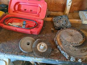 lot 10 image: Craftsman Tool Case With Flexible S...
