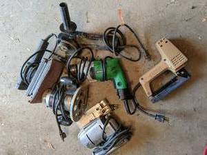 lot 17 image: Hitachi Drill, Router, Craftsman Sa...