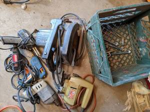 lot 19 image: Craftsman 7.25 Circular Saw, Welle...