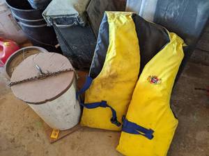 lot 32 image: Gas Can, Minnow Bucket, Life Jacket...