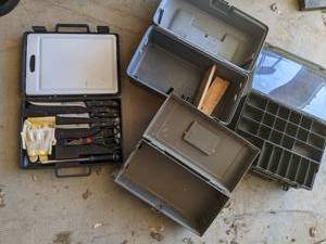 lot 36 image: Camp USA Knife Cutting Board Set an...