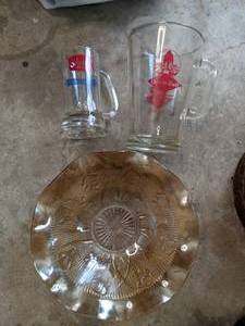 lot 90 image: Vintage Grain Belt Glass Pitcher H...