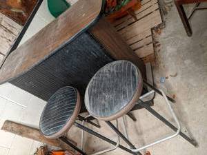 lot 95 image: Bar with (2) Bar Stools 47.5 X 17....